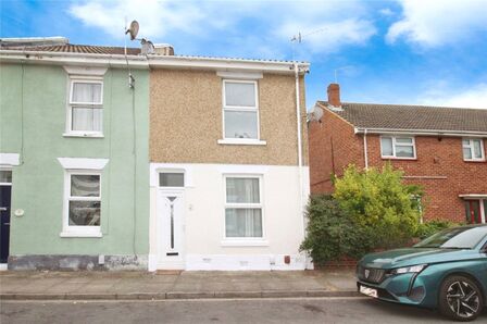 Norland Road, 3 bedroom End Terrace House to rent, &pound;1,350 pcm