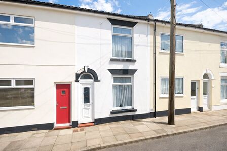 Cuthbert Road, 3 bedroom Mid Terrace House for sale, &pound;235,000