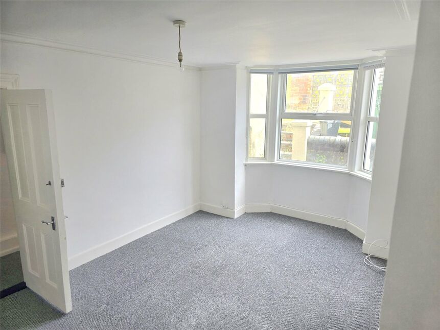 Main image of 1 bedroom Flat to rent, St. Andrews Road, Southsea, Hampshire, PO5