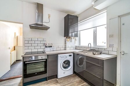 Manners Road, 4 bedroom  House to rent, £2,000 pcm