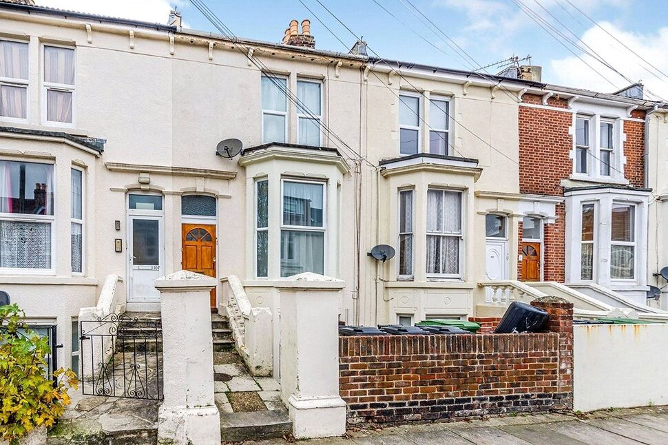 Main image of 2 bedroom Flat for sale, St. Andrews Road, Southsea, Hampshire, PO5