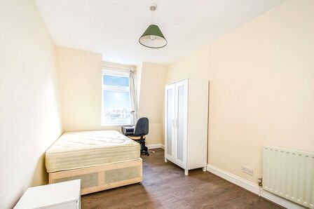 Cottage Grove, 4 bedroom  House to rent, £1,700 pcm