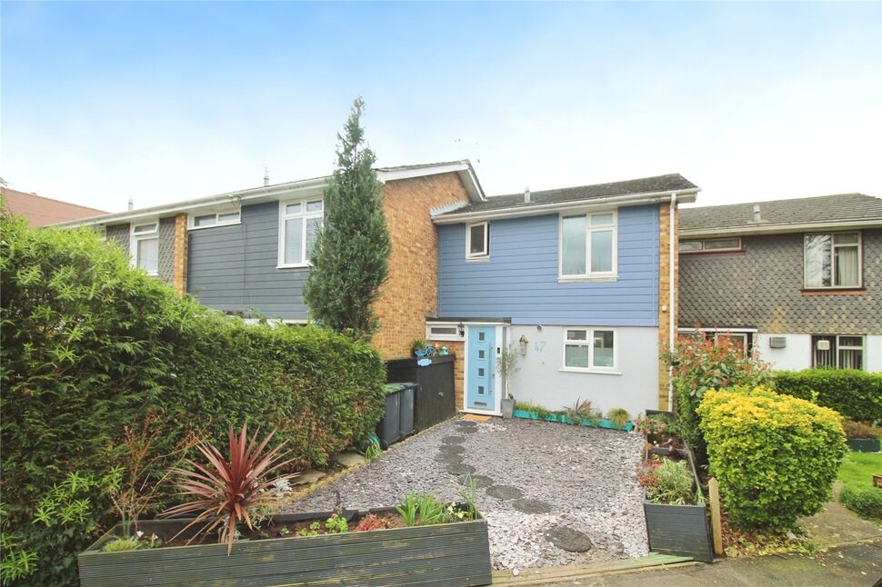 Main image of 3 bedroom Mid Terrace House for sale, Third Avenue, Havant, Hampshire, PO9