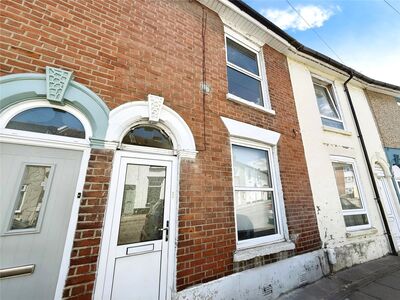 Guildford Road, 3 bedroom  House to rent, £1,250 pcm