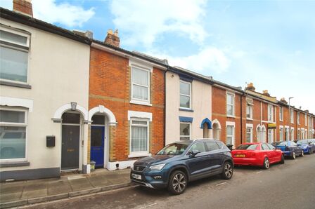 Percy Road, 2 bedroom Mid Terrace House for sale, £230,000
