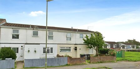 Curlew Gardens, 1 bedroom End Terrace Room to rent, £600 pcm