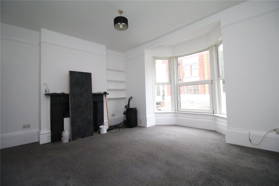 Main image of 1 bedroom Flat to rent, Waverley Grove, Southsea, Hampshire, PO4