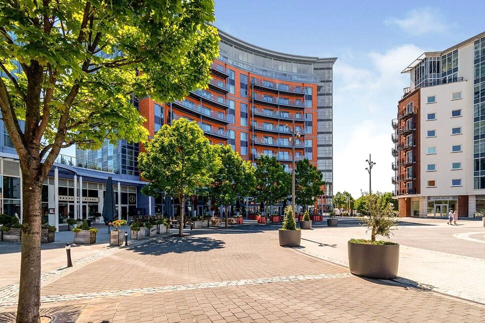 Main image of 2 bedroom Flat to rent, Gunwharf Quays, Portsmouth, Hampshire, PO1