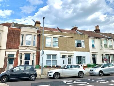 Derby Road, 2 bedroom  Flat to rent, £1,100 pcm
