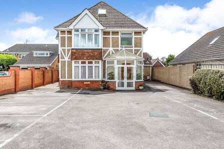 1 bedroom  Flat to rent