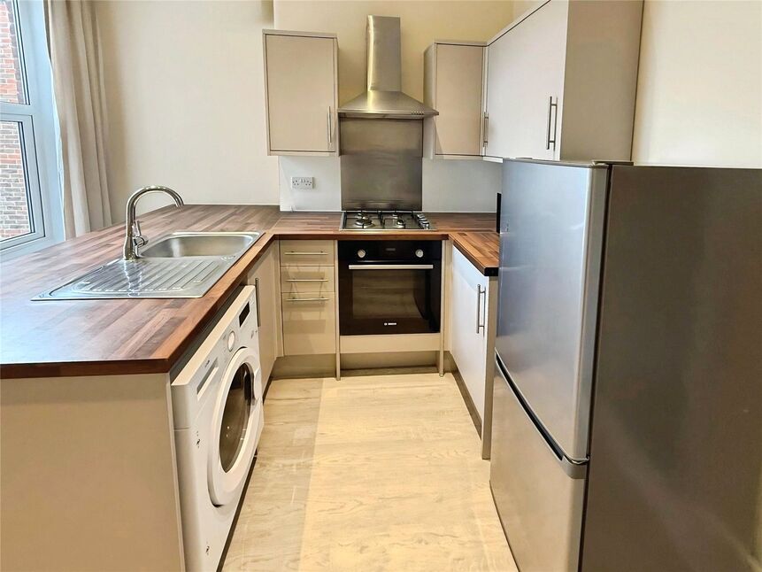 Main image of 3 bedroom Flat to rent, Worthing Road, Southsea, Hampshire, PO5