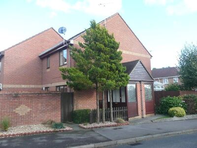 1 bedroom House for sale