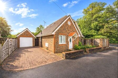 Hazeldean Drive, 3 bedroom Detached House for sale, &pound;550,000