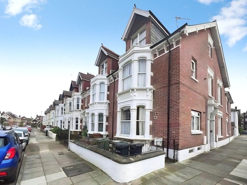 Main image of 1 bedroom Flat to rent, Whitwell Road, Southsea, Hampshire, PO4