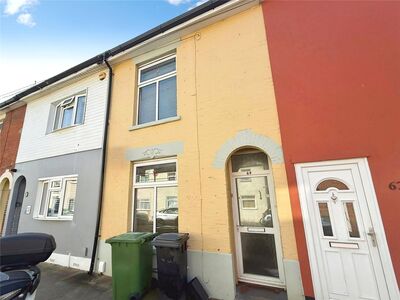Samuel Road, 3 bedroom Mid Terrace House to rent, &pound;1,300 pcm