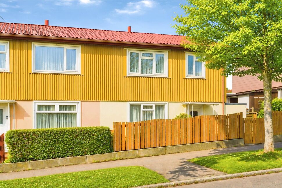 Main image of 3 bedroom Semi Detached House for sale, Woofferton Road, Portsmouth, Hampshire, PO6