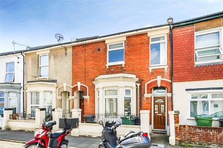 3 bedroom Flat for sale
