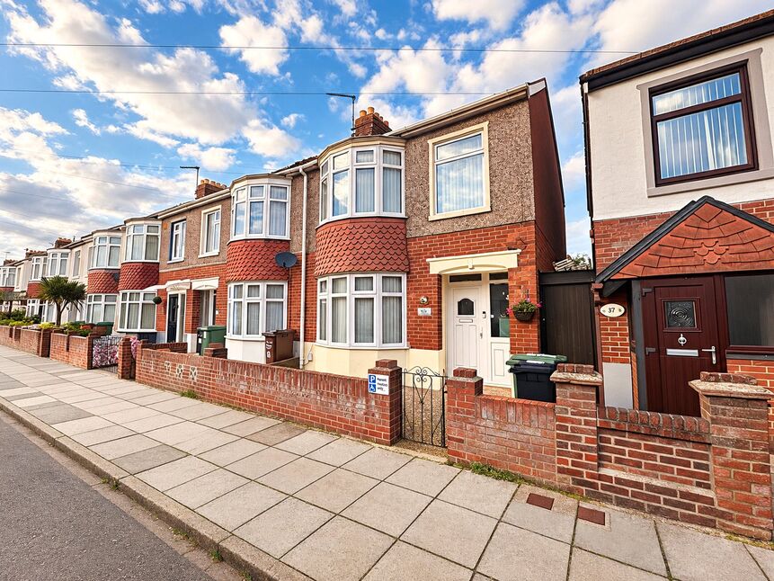 Main image of 3 bedroom Mid Terrace House for sale, Green Lane, Portsmouth, PO3
