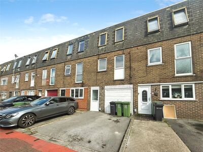 Hercules Street, 3 bedroom Mid Terrace House to rent, &pound;1,575 pcm