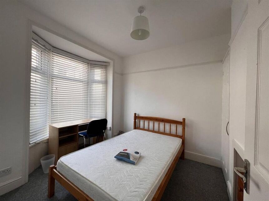 Main image of 3 bedroom House to rent, Talbot Road, Southsea, Hampshire, PO4