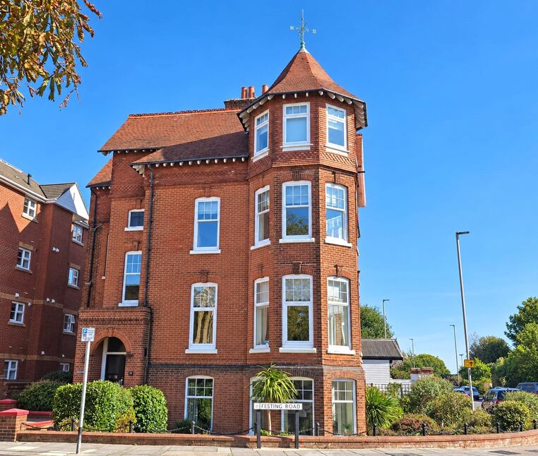 Main image of 4 bedroom Flat to rent, Festing Road, Southsea, Hampshire, PO4