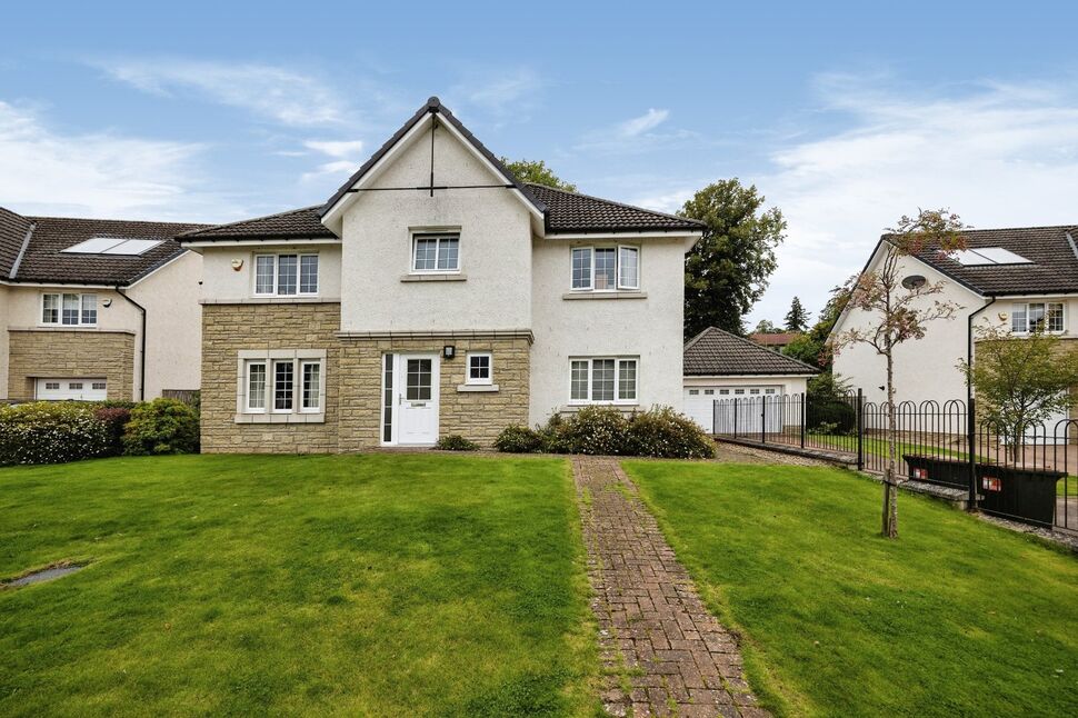 5 bedroom Detached House for sale, Abbey Park, Auchterarder, PH3 £400,000
