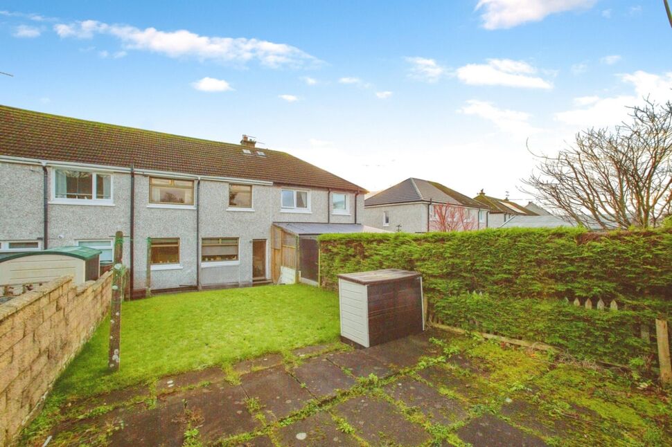 3 bedroom Mid Terrace House for sale, Milton Gardens, Whins of Milton, FK7 £130,000