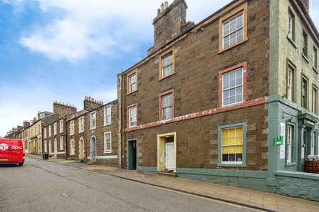3 bedroom  Flat for sale