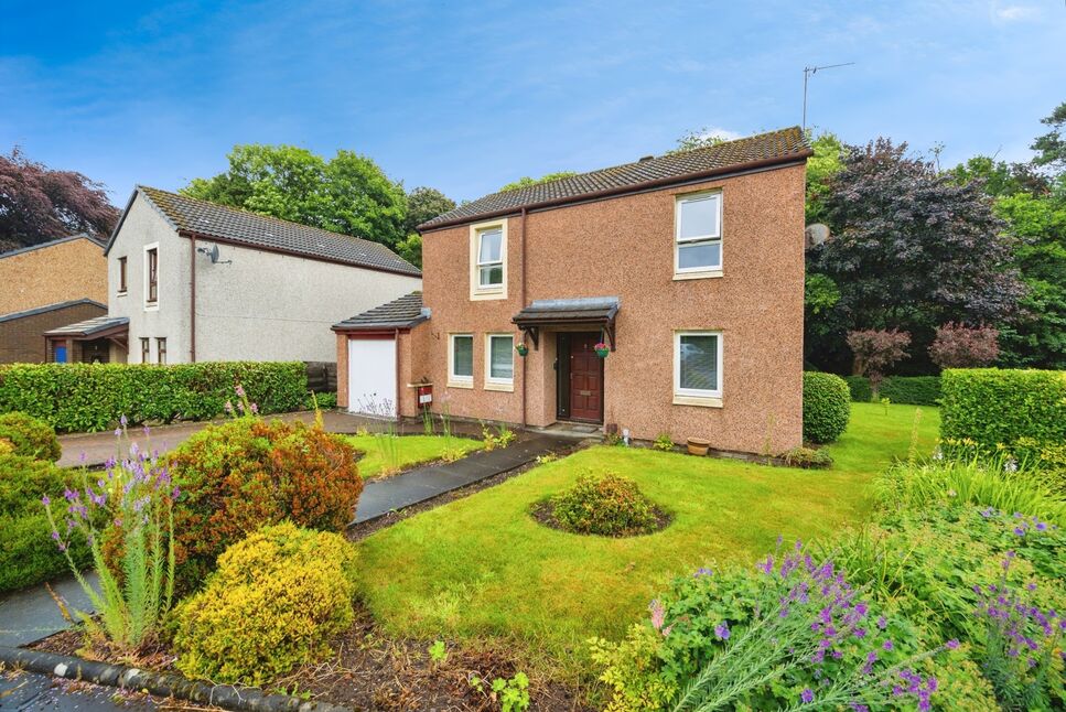 Main image of 3 bedroom Detached House for sale, Arns Grove, Alloa, Clackmannanshire, FK10