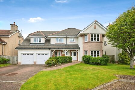 Graham Avenue, 5 bedroom Detached House for sale, £725,000