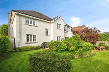 Graham Avenue, 5 bedroom Detached House for sale, £725,000