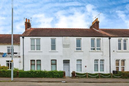 2 bedroom  Flat for sale