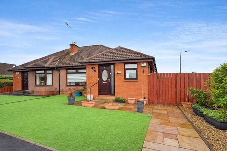 Abbot Road, 3 bedroom Semi Detached Bungalow for sale, &pound;250,000