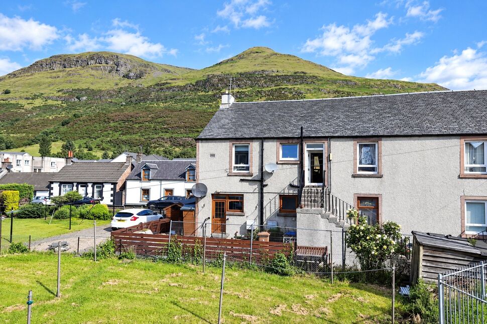 Main image of 3 bedroom Flat for sale, The Wynd, Alva, Clackmannanshire, FK12