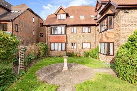 1 bedroom  Flat to rent