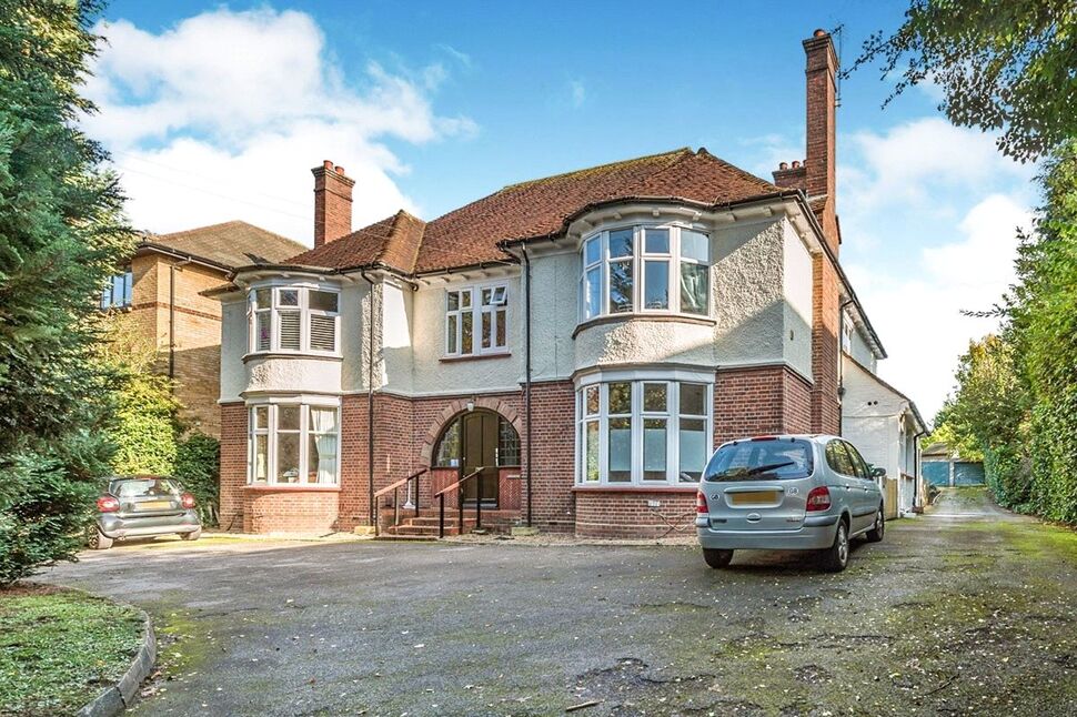 Main image of 2 bedroom  Flat to rent, Brighton Road, Sutton, SM2
