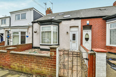 2 bedroom Mid Terrace House to rent