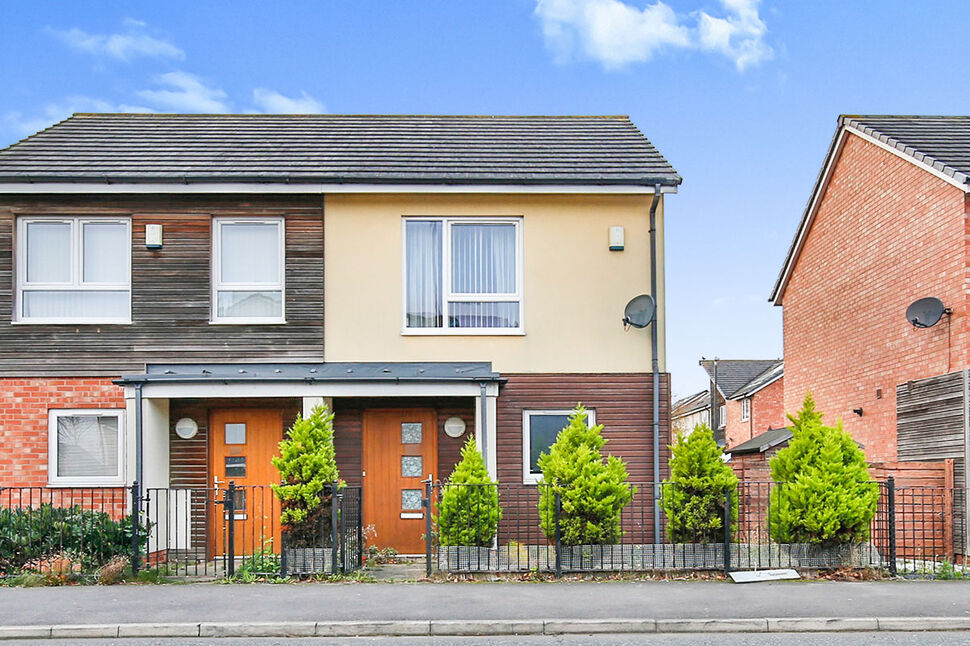 Main image of 2 bedroom Mid Terrace House to rent, Beaumont Street, Southwick, Tyne and Wear, SR5