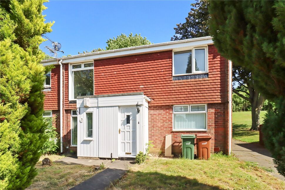 Main image of 2 bedroom Flat to rent, Membury Close, Sunderland, Tyne and Wear, SR3