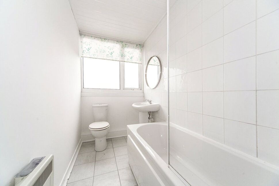 1 bedroom Flat for sale, Belle Vue Crescent, Sunderland, SR2 £55,000