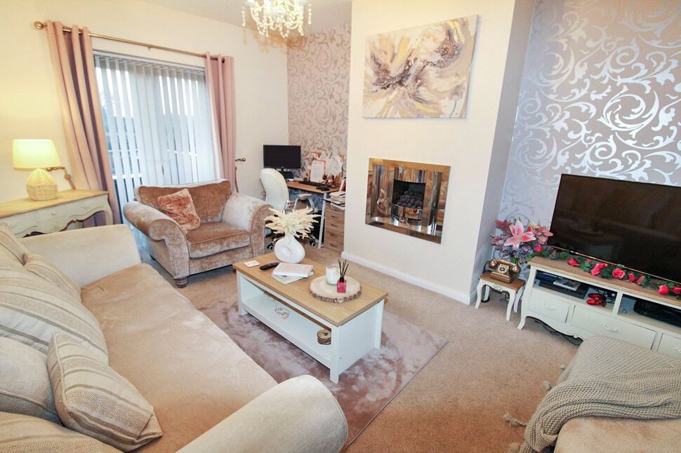 2 bedroom Mid Terrace House for sale, Shrewsbury Crescent, Sunderland