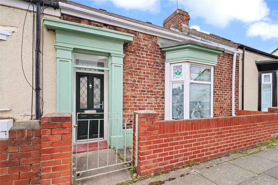 Main image of 2 bedroom Mid Terrace Property to rent, Hawthorn Street, Sunderland, Tyne and Wear, SR4