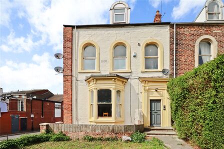 2 bedroom  Flat for sale