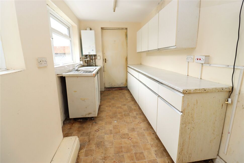 2 bedroom Mid Terrace House for sale, Rose Street, Sunderland, SR4 £