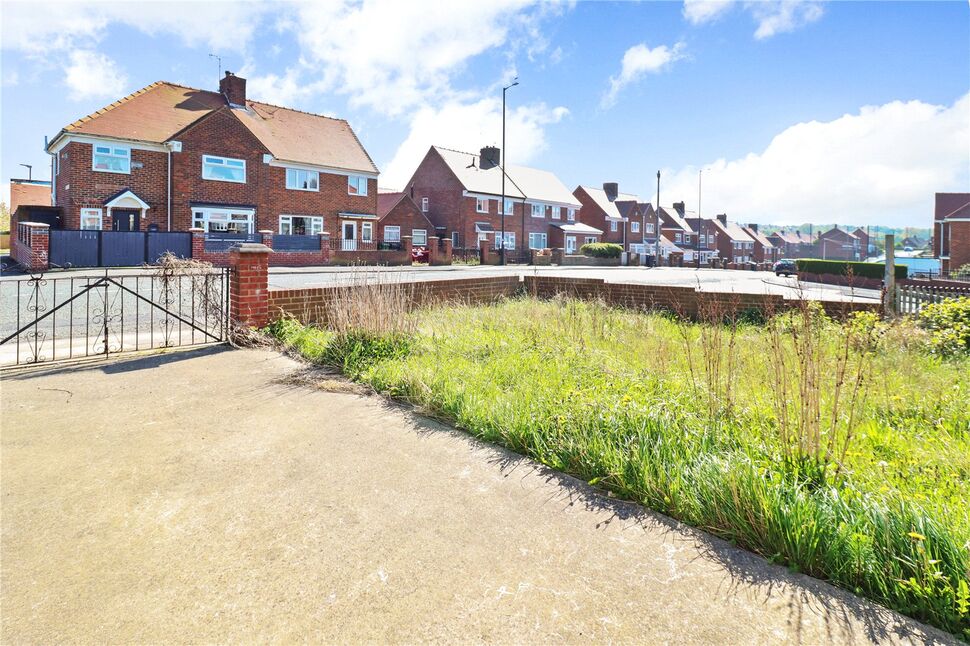 4 bedroom Semi Detached House for sale, Lynden Road, Sunderland, SR2