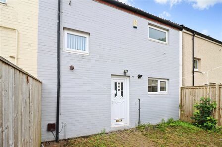 2 bedroom Mid Terrace House to rent