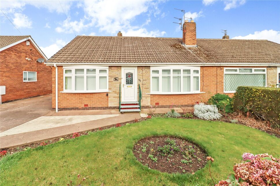 Main image of 2 bedroom Semi Detached Bungalow for sale, Lyndon Drive, East Boldon, Tyne and Wear, NE36