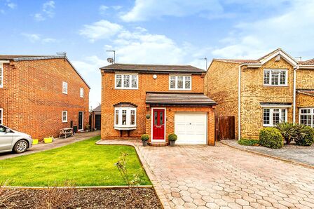 Longmeadows, 4 bedroom Detached House for sale, £279,000