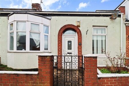 3 bedroom Mid Terrace House for sale