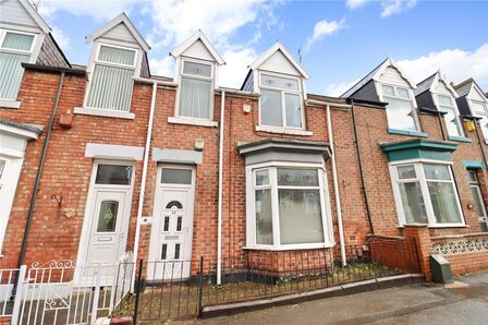 3 bedroom Mid Terrace House for sale